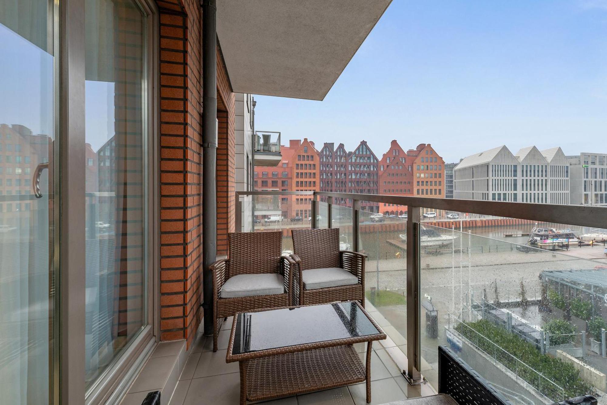 Waterlane Riverside Spa, Pool & Gym By Downtown Apartments Гданск Стая снимка